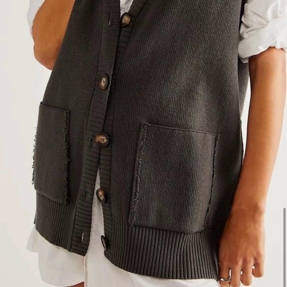 NWT Free People Oakleigh Rib Vest in Charcoal size small reg $98 - Picture 8 of 14